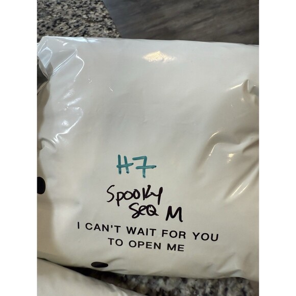 Cynthia Rowley Sweatshirt Womens Black Spooky Sequin Halloween NWT Medium - Picture 6 of 6